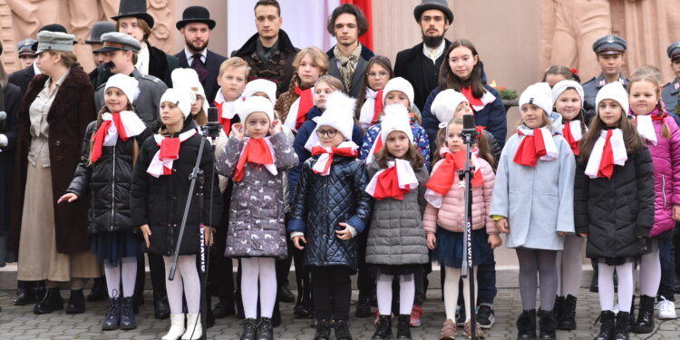 11.11.2022. Końskie. Obchody Święta Niepodległości / Fot. Magdalena Galas-Klusek - Radio Kielce