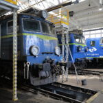 Car, cesarz, król i papież na peronie w Bzinie - Radio Kielce 17.11.2022. Skarżysko-Kamienna. PKP Cargo. Zakład Przewozów Towarowych / Fot. Wiktor Taszłow – Radio Kielce