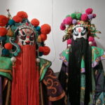 16.11.2022. Pińczów. Przygotowania do otwarcia wystawy pt. „Jej wysokość Lalka”. / Fot. Marta Gajda-Kruk - Radio Kielce