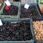 23.11.2022. Busko-Zdrój. Plac targowy przy ulicy Stawowej / Fot. Marta Gajda-Kruk / Radio Kielce