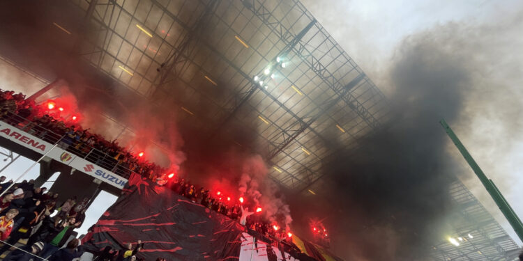 12.11.2022. Kielce. Mecz 17. kolejki PKO BP Ekstraklasy Korona Kielce - Widzew Łódź. / Fot. Jarosław Kubalski - Radio Kielce