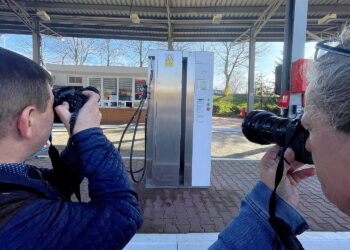 04.11.2022 Kielce. MPK. Otwarcie stacji napełniania sprężonym gazem ziemnym (CNG) / Fot. Jarosław Kubalski - Radio Kielce