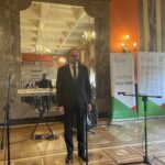 04.11.2022. Kielce. 20. Ogólnopolski Konkurs Plastyczny „Sztuka Osób Niepełnosprawnych”. Na zdjęciu:  Andrzej Michalski, dyrektor świętokrzyskiego oddziału PFRON / Fot. Iwona Murawska - Radio Kielce