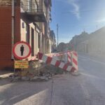 13.11.2022. Staszów. Ulica Opatowska. Remont / Fot. Grażyna Szlęzak - Radio Kielce