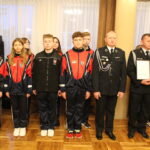 08.11.2022. Wiślica. Uroczyste przekazanie promes dla młodzieżowych drużyn pożarniczych. / Fot. Marta Gajda-Kruk - Radio Kielce