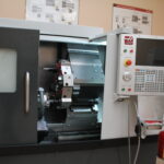 09.11.2022. Pińczów. Na terenie warsztatów szkolnych Zespołu Szkół Zawodowych im St. Staszica w Pińczowie uroczyście otwarto pierwsze w województwie Centrum Edukacji Technicznej. / Fot. Marta Gajda-Kruk - Radio Kielce