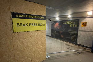 03.11.2022. Kielce. Zamknięty tunel pod dworcem kolejowym / Fot. Wiktor Taszłow - Radio Kielce