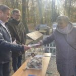 01.11.2022. Sandomierz. Kwesta na cmentarzu katedralnym. / Fot. Grażyna Szlęzak - Radio Kielce