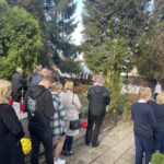 01.11.2022. Sandomierz. Msza na cmentarzu katedralnym. / Fot. Grażyna Szlęzak - Radio Kielce