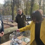 01.11.2022. Sandomierz. Kwesta na cmentarzu katedralnym. / Fot. Grażyna Szlęzak - Radio Kielce