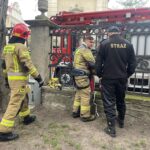 07.11.2022. Sandomierz. Zdjęcie ze szczytu bazyliki katedralnej ozdoby frontonu świątyni. / Fot. Grażyna Szlęzak - Radio Kielce