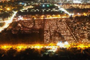 01.11.2022. Kielce. Nekropolie przy ulicy Ściegiennego. / Fot. Jarosław Kubalski - Radio Kielce