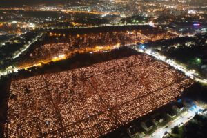 01.11.2022. Kielce. Nekropolie przy ulicy Ściegiennego. / Fot. Jarosław Kubalski - Radio Kielce