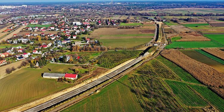 08.11.2022. Ostrowiec Świętokrzyski. Budowa tzw. małej obwodnicy Ostrowca Świętokrzyskiego / Fot. Jarosław Kubalski - Radio Kielce