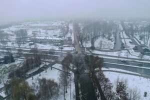 25.11.2022. Kielce. Skrzyżowanie ulic Jagiellońskiej, Kamińskiego i Karczówkowskiej / Fot. Jarosław Kubalski - Radio Kielce