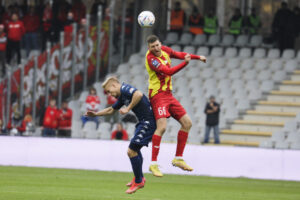 12.11.2022. Kielce. Mecz 17. kolejki PKO BP Ekstraklasy Korona Kielce - Widzew Łódź. / Fot. Jarosław Kubalski - Radio Kielce