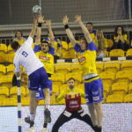 26.11.2022. Kielce. Mecz Łomża Industria Kielce - Unia Tarnów / Fot. Wiktor Taszłow - Radio Kielce