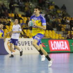 26.11.2022. Kielce. Mecz Łomża Industria Kielce - Unia Tarnów / Fot. Wiktor Taszłow - Radio Kielce