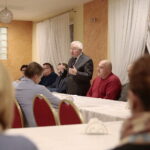 27.11.2022. Trzcianka. Spotkanie z posłem Krzysztofem Lipcem / Fot. Wiktor Taszłow - Radio Kielce