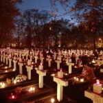 01.11.2022. Kielce. Cmentarz Partyzancki / Fot. Wiktor Taszłow - Radio Kielce