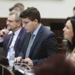 03.11.2022. Kielce. Sesja Rady Miasta Kielce. Na zdjęciu: radny Marcin Stępniewski / Fot. Wiktor Taszłow - Radio Kielce