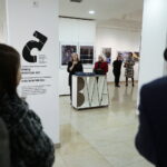 Artyści stworzyli swoją własną „Definicję przestrzeni” - Radio Kielce 06.11.2022. Kielce. BWA. 5. Międzynarodowe Biennale Fotografii Definicja Przestrzeni 2022 / Fot. Wiktor Taszłow - Radio Kielce