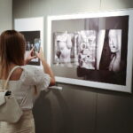 Artyści stworzyli swoją własną „Definicję przestrzeni” - Radio Kielce 06.11.2022. Kielce. BWA. 5. Międzynarodowe Biennale Fotografii Definicja Przestrzeni 2022 / Fot. Wiktor Taszłow - Radio Kielce