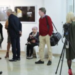 Artyści stworzyli swoją własną „Definicję przestrzeni” - Radio Kielce 06.11.2022. Kielce. BWA. 5. Międzynarodowe Biennale Fotografii Definicja Przestrzeni 2022 / Fot. Wiktor Taszłow - Radio Kielce