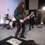 04.11.2022. Radio Kielce. Studio Gram. Koncert zespołu Aversja / Fot. Wiktor Taszłow – Radio Kielce