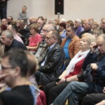 05.11.2022. Sandomierz. Szkoła Podstawowa nr 4. Spotkanie Donalda Tuska z mieszkańcami / Fot. Wiktor Taszłow - Radio Kielce