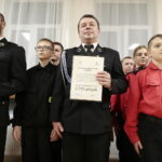 07.11.2022. Piekoszów. Promesy na zakup sprzętu i umundurowania. / Fot. Wiktor Taszłow - Radio Kielce