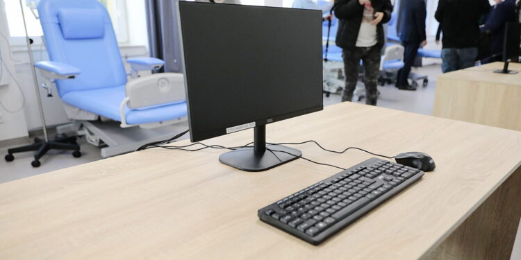 08.11.2022. Czerwona Góra. Otwarcie dwóch oddziałów w Szpitalu / Fot. Wiktor Taszłow – Radio Kielce