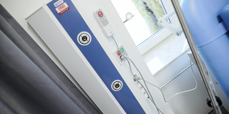 08.11.2022. Czerwona Góra. Otwarcie dwóch oddziałów w Szpitalu / Fot. Wiktor Taszłow – Radio Kielce