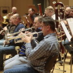 09.11.2022. Kielce. Filharmonia Świętokrzyska. Próba przed koncertem Krzesimira Dębskiego / Fot. Wiktor Taszłow - Radio Kielce