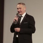 09.11.2022. Kielce. WDK. Premiera filmu „Żeby zdążyć opowiedzieć”. Na zdjęciu: Zbigniew Koniusz - wojewoda świętokrzyski / Fot. Wiktor Taszłow - Radio Kielce