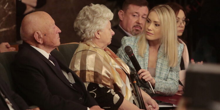 09.11.2022. Kielce. WDK. Premiera filmu „Żeby zdążyć opowiedzieć” / Fot. Wiktor Taszłow - Radio Kielce