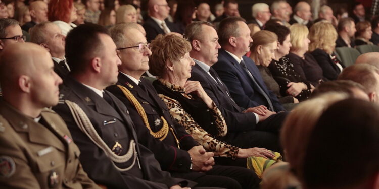 09.11.2022. Kielce. WDK. Premiera filmu „Żeby zdążyć opowiedzieć” / Fot. Wiktor Taszłow - Radio Kielce