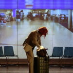 09.11.2022. Kielce. Teatr im Stefana Żeromskiego. Spektakl „#mickiewiczeminescu”. / Fot. Wiktor Taszłow - Radio Kielce