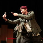 09.11.2022. Kielce. Teatr im Stefana Żeromskiego. Spektakl „#mickiewiczeminescu”. / Fot. Wiktor Taszłow - Radio Kielce