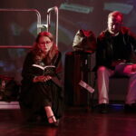 09.11.2022. Kielce. Teatr im Stefana Żeromskiego. Spektakl „#mickiewiczeminescu”. / Fot. Wiktor Taszłow - Radio Kielce