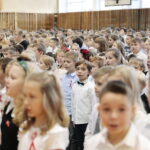 10.11.2022. Kielce. Akcja „Szkoła do hymnu” / Fot. Wiktor Taszłow - Radio Kielce