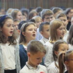 10.11.2022. Kielce. Akcja „Szkoła do hymnu” / Fot. Wiktor Taszłow - Radio Kielce