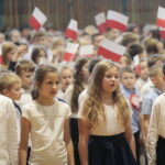 10.11.2022. Kielce. Akcja „Szkoła do hymnu” / Fot. Wiktor Taszłow - Radio Kielce