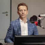 14.11.2022. Kielce. Studio Polityczne Radia Kielce. Na zdjęciu: Rafał Kasprzyk - Polska 2050 / Fot. Wiktor Taszłow - Radio Kielce