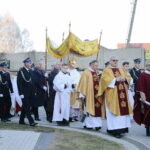 20.11.2022. Kraino. Odsłonięcie pamiątkowych tablic. / Fot. Wiktor Taszłow - Radio Kielce