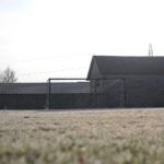 W Radkowicach powstanie wielofunkcyjne boisko - Radio Kielce 21.11.2022. Radkowice. Boisko przy Szkole Podstawowej w Radkowicach / Fot. Wiktor Taszłow - Radio Kielce