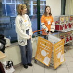 25.11.2022. Kielce. 26. edycja świątecznej zbiórki żywności „Święta godne, a nie głodne” / Fot. Wiktor Taszłow - Radio Kielce