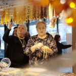 26.11.2022. Kielce. Giełda Minerałów, Skamieniałości i Wyrobów Jubilerskich / Fot. Wiktor Taszłow – Radio Kielce