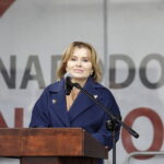 Niepodległość nie jest nam dana raz na zawsze - Radio Kielce 11.11.2022. Kielce. Plac Wolności. Wojewódzkie obchody Narodowego Święta Niepodległości. Na zdjęciu: Anna Krukpa - wiceminister sportu i turystyki/ Fot. Jarosław Kubalski - Radio Kielce