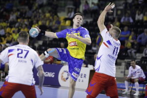 15.11.2022 Kielce. PGNiG Superliga. Mecz Łomża Industria Kielce - Azoty Puławy / Fot. Jarosław Kubalski - Radio Kielce